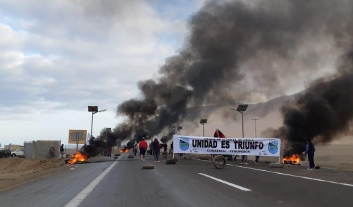 Pescadores artesanales participaron de intensas protestas en diversas caletas del norte y sur del país